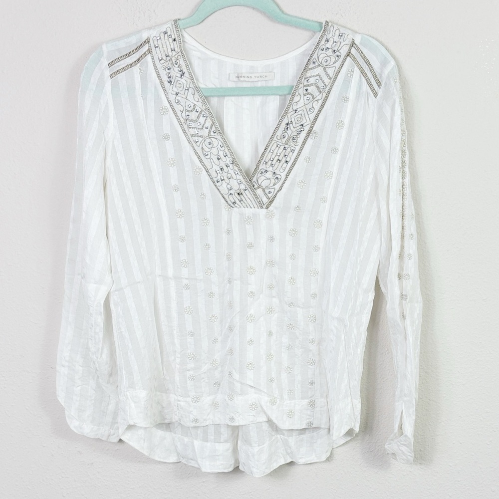 Burning Torch Embroidered Embellished Beaded V-neck Top Tunic white size small